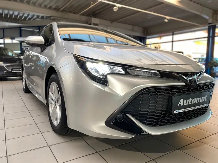 Toyota Corolla 1.2T Comfort*LED*Navi*SHZ