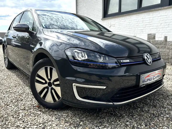 Volkswagen e-Golf Comfortline BTE-AUTO/XENON/GPS/CAMERA/FRONT ASSIST