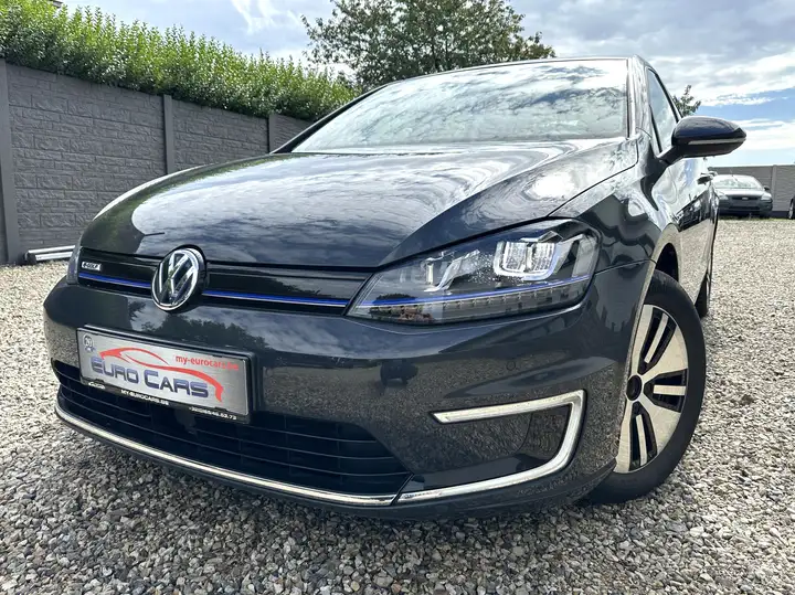 Volkswagen e-Golf Comfortline BTE-AUTO/XENON/GPS/CAMERA/FRONT ASSIST