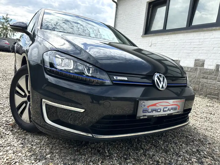 Volkswagen e-Golf Comfortline BTE-AUTO/XENON/GPS/CAMERA/FRONT ASSIST