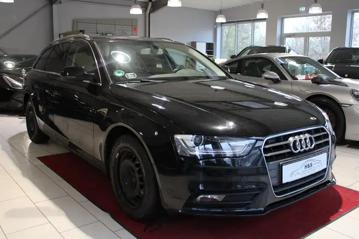 Audi A4 2.0 TDI Avant Attraction Navi+Sitzheiz.