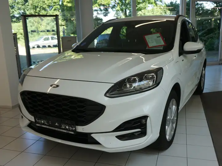 Ford Kuga Plug-In Hybrid ST-Line X 2.5l PHEV 225 PS AK
