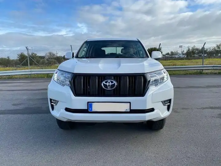 Toyota Land Cruiser D-4D GX