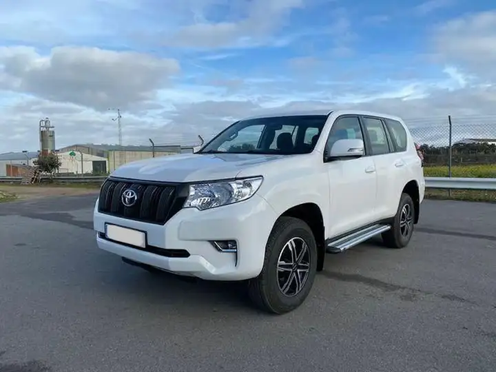Toyota Land Cruiser D-4D GX