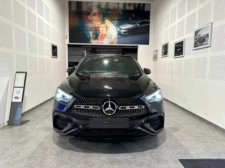 Mercedes-Benz GLA 180