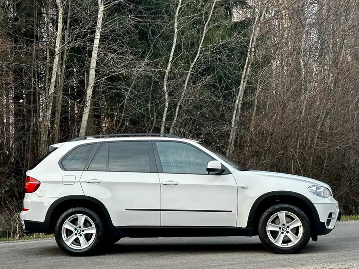 BMW X5 xDrive30d Aut ÖPaket*XENON*AHK*NAVI*LEDER*SPORT
