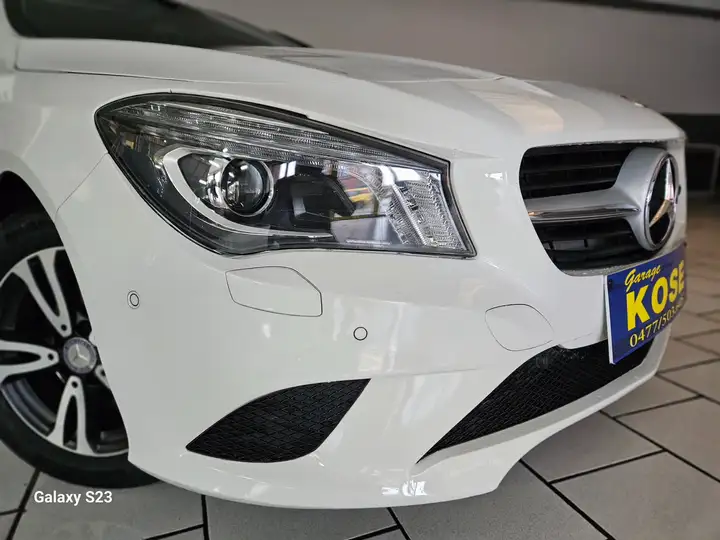 Mercedes-Benz CLA 180 CLA180//CUIR+TISSU/CLIM/NAVIGATION//XENON/CAR-PASS