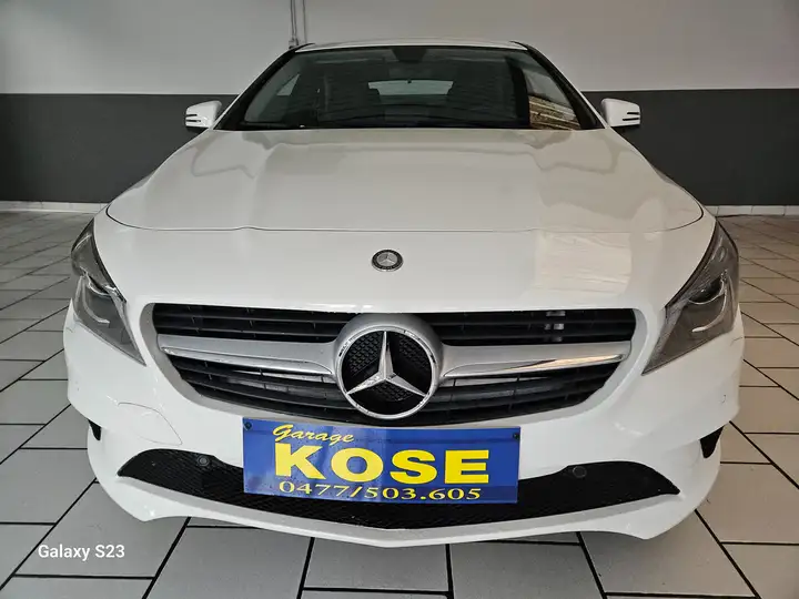 Mercedes-Benz CLA 180 CLA180//CUIR+TISSU/CLIM/NAVIGATION//XENON/CAR-PASS