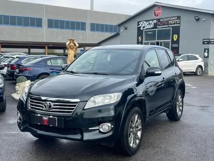 Toyota RAV 4 RAV4 2.2 D-4D 150 CV Lounge 4x4