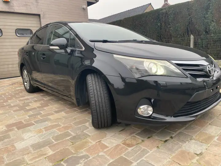 Toyota Avensis 2.0 D-4D Comfort