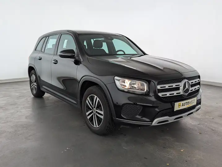 Mercedes-Benz GLB 180 GLB 180 (EURO 6d) NAVI+RFK+TEMP+SHZ+ Klima/eFH.