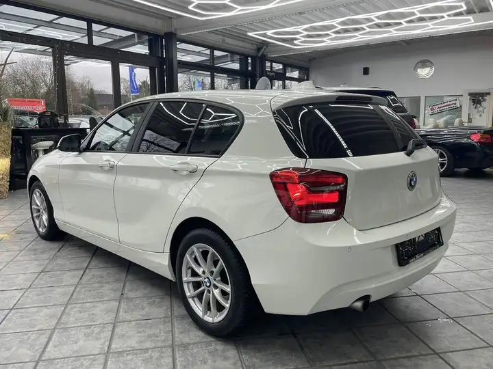 BMW 116 iA, PDC, Klima, Sitzheiz., Multi., Tempomat