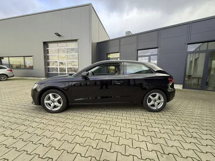 Audi A3 1,8 TFSI Attraction AHK